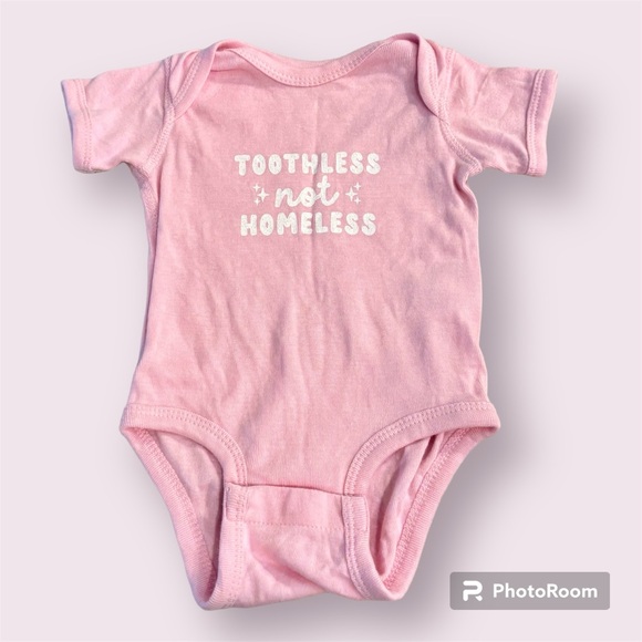 Bravo Real Housewives of Beverly Hills Toothless Not Homeless Bodysuit, Baby, TV - Picture 1 of 2